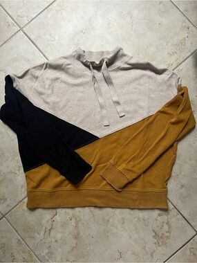 ‼️EUC: Pact Organic Tri-tone Color Block Turtleneck Sweatshirt - S